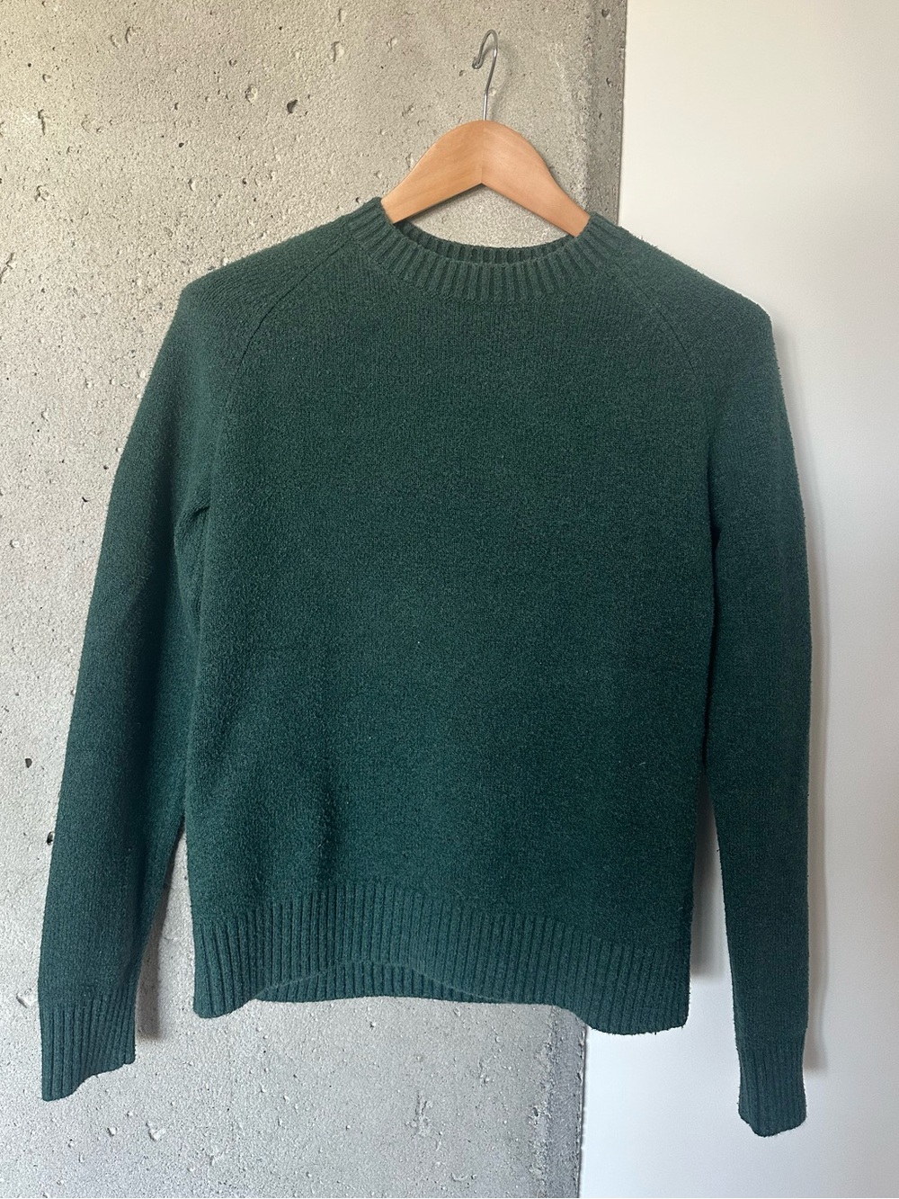 Banana Republic Factory Deep Green Crewneck Sweater XS